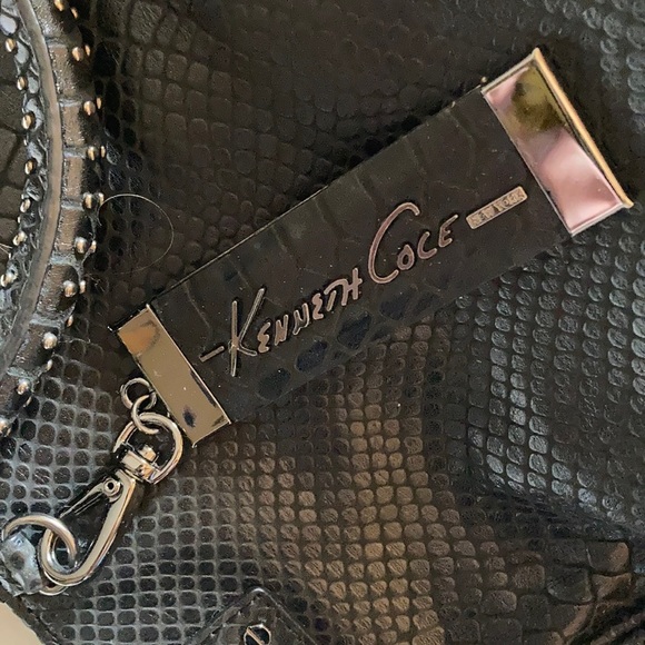 Y2K Black Snake Tote XL - Picture 5 of 16